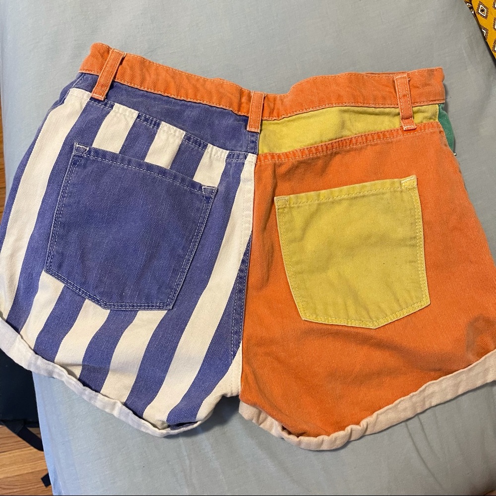 BDG Shorts Patterned - Picture 2 of 2